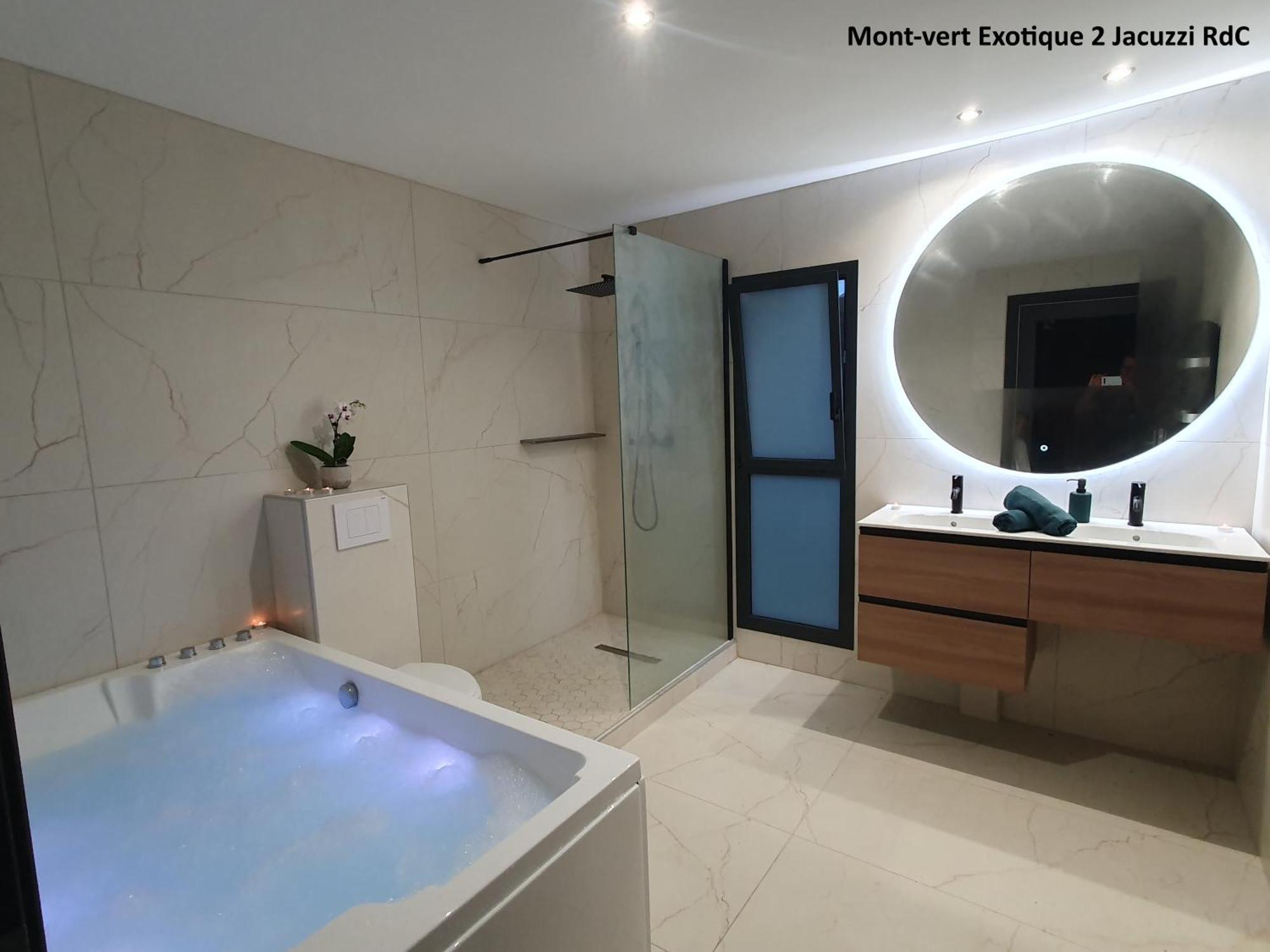 Mont-Vert Exotique - Calme - Vue Et Parking 圣皮埃尔 外观 照片